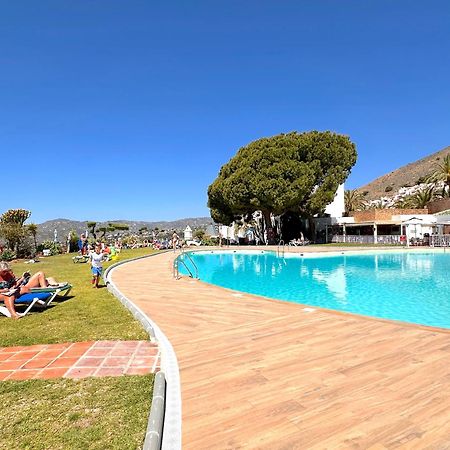 Hibiscus 7 San Juan De Capistrano Apartment Nerja Bagian luar foto