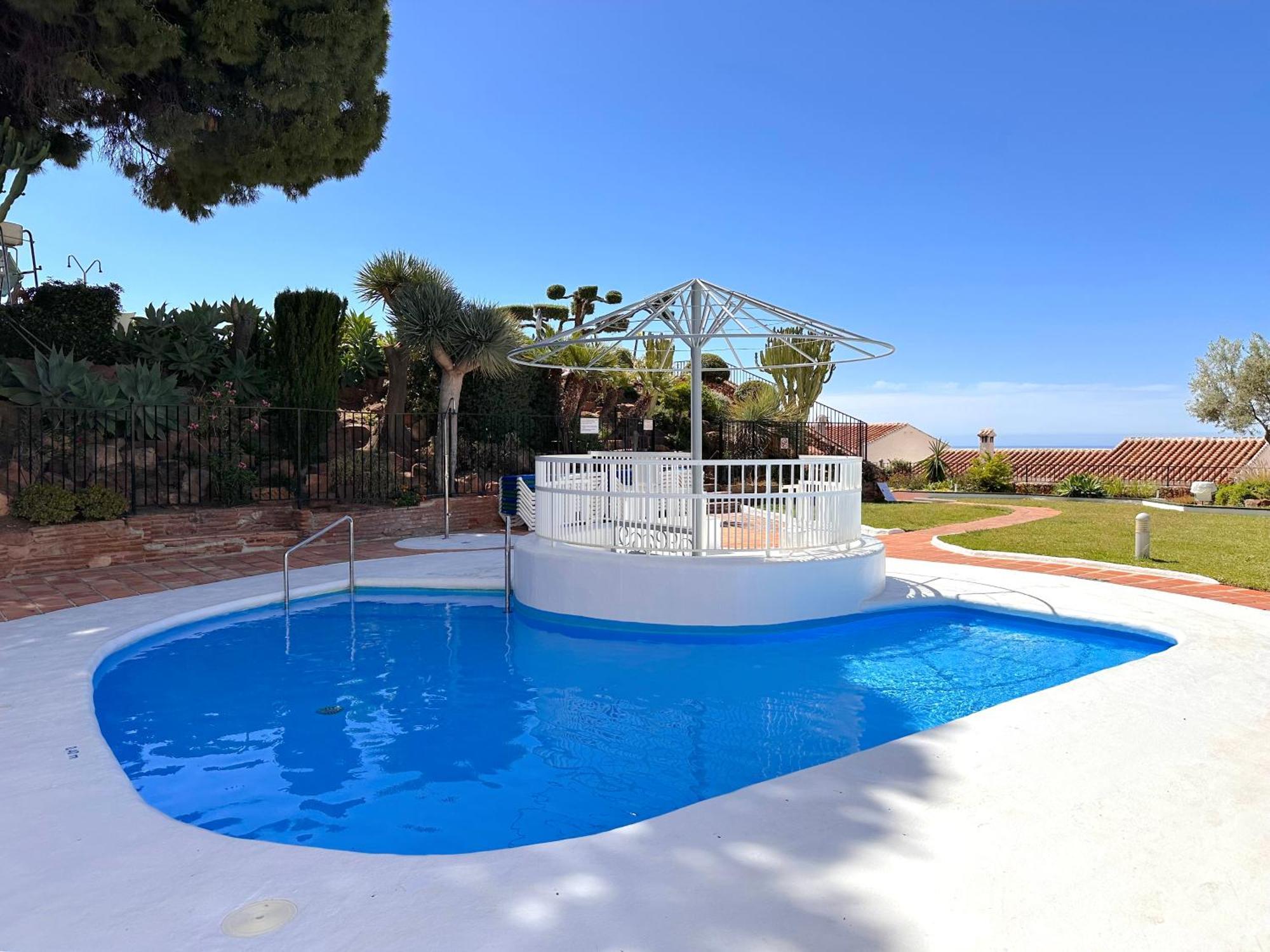 Hibiscus 7 San Juan De Capistrano Apartment Nerja Bagian luar foto