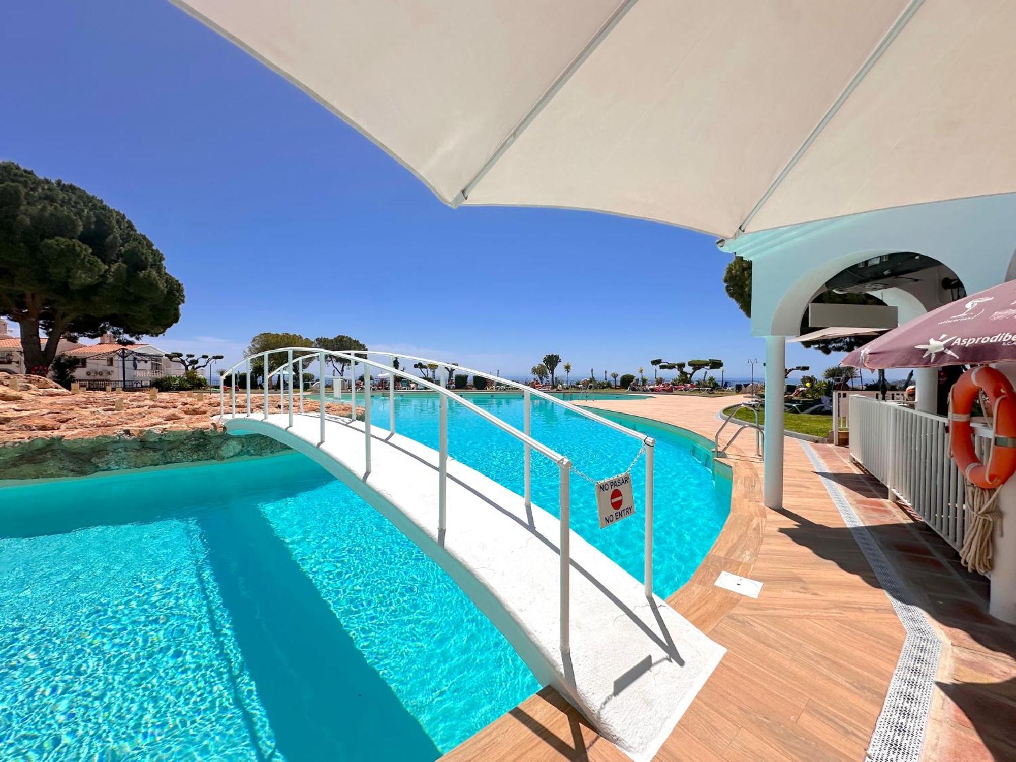 Hibiscus 7 San Juan De Capistrano Apartment Nerja Bagian luar foto
