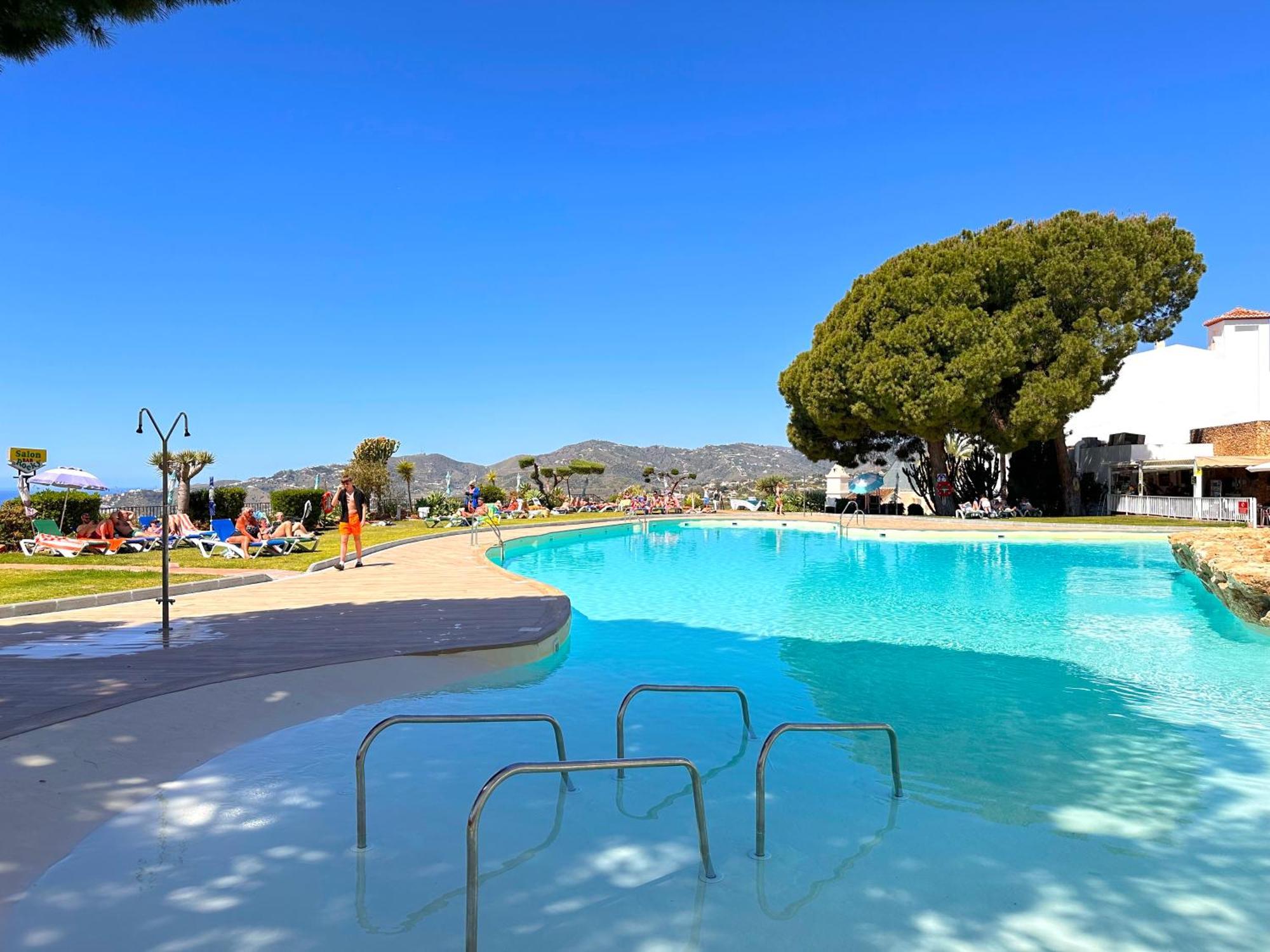 Hibiscus 7 San Juan De Capistrano Apartment Nerja Bagian luar foto